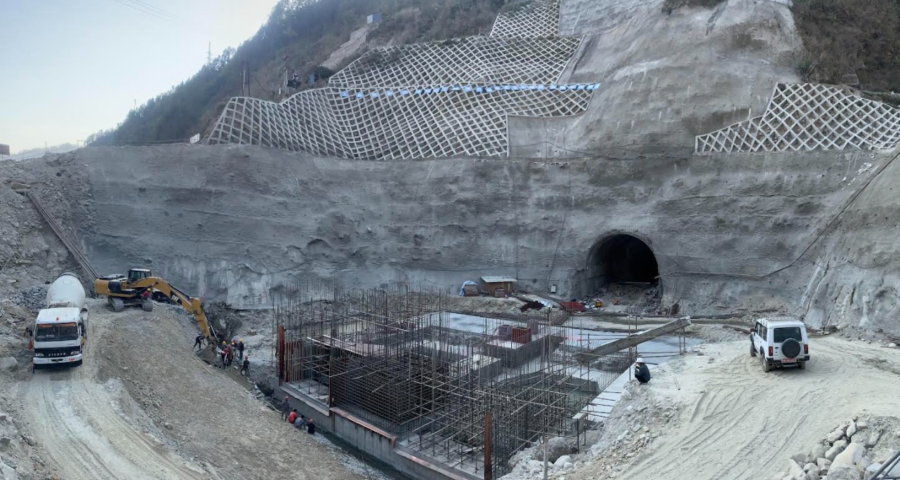 जेनजी र स्थानीयवासीको नाममा शेयर माग्न थालेपछि हैरान भए लगानीकर्ता, इप्पान अध्यक्ष भन्छन्–‘धेरै समस्या भयो, सरकारले वास्ता गरेन’